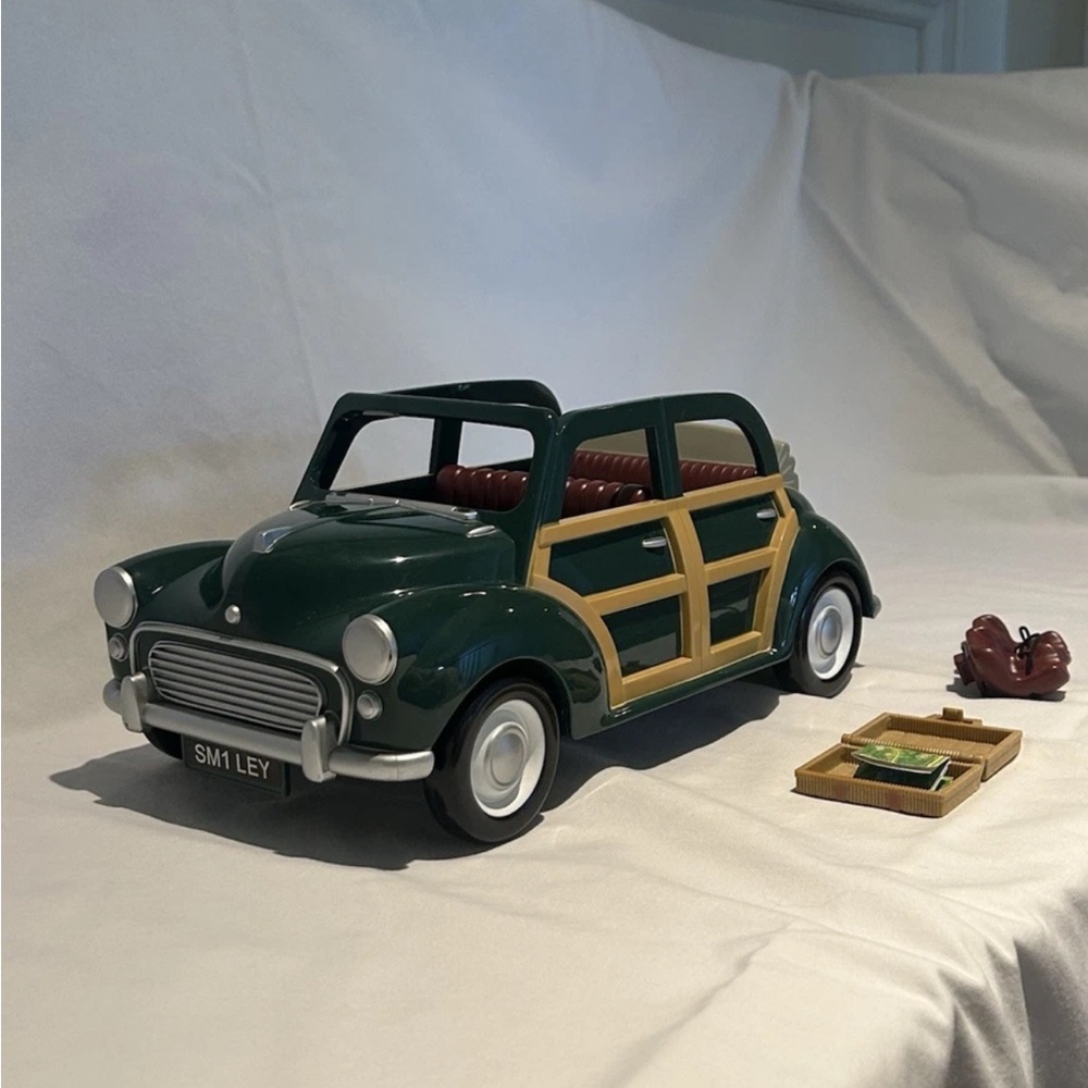 Calico critter classic car